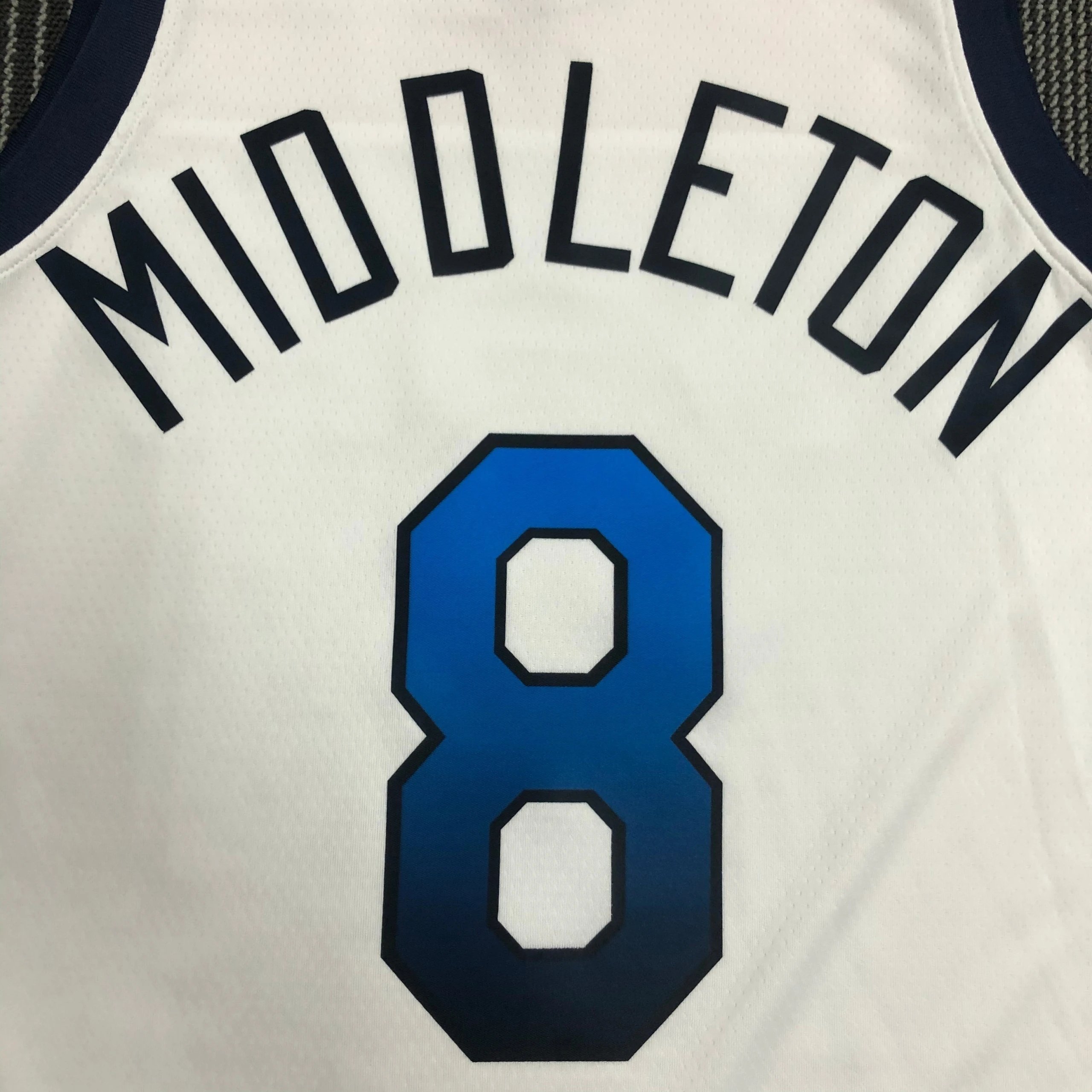 Nike Dallas Mavericks Khris Middleton #8 Jersey